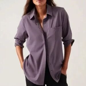 Athleta Urbanite Top Dusk Violet Long Sleeve Button Down Small EUC